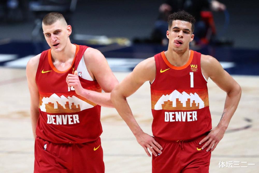  约基奇蝉联常规赛MVP创历史  